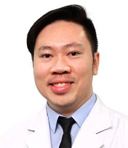 Foto Dr. Aaron Ong Hean Jin, dokter jantung di Penang Adventist Hospital