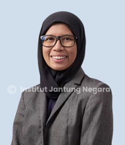 Foto Dr. Aimie Razali, dokter bedah jantung di Institut Jantung Negara (IJN)