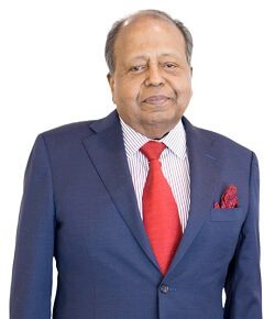 Foto Tan Sri Datuk Dr. Ampikaipakan K, dokter internis di Pantai Hospital Kuala Lumpur