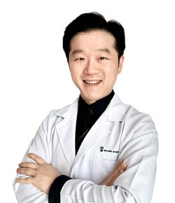 Foto Dr. Benny Ewe Boon Yeow, dokter ortopedi (tulang) di Island Hospital