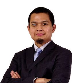 Foto Dr. Khairul Anuar Abdul Aziz, dokter bedah thorax di Institut Jantung Negara (IJN)