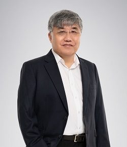 Foto Dr. Lee Weng Seng, dokter bedah jantung di Sunway Medical Centre
