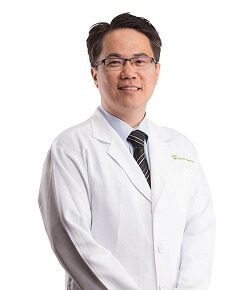 Foto Dr. Lo Kang Shang Chit, dokter kulit di Island Hospital