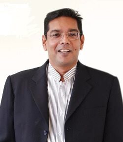 Foto Dr. Muhilan Parameswaran, dokter urologi di Thomson Hospital