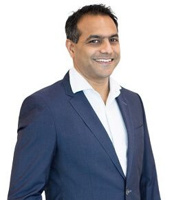 Foto Dr. Nadarajan Sudhakaran, dokter bedah anak di Gleneagles Kuala Lumpur