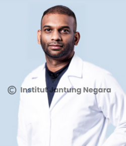Foto Dr. Nantha Kumar Nadaraja, dokter bedah jantung di Institut Jantung Negara (IJN)