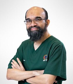 Foto Dr. Roslan Abdul Rahman, dokter gigi di KPJ Damansara Specialist Hospital