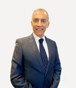 Foto Dr. Ryan Ponnudurai, dokter internis di Gleneagles Kuala Lumpur