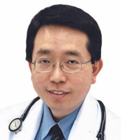 Foto Dr. Teh Aik Seng, dokter jantung di Penang Adventist Hospital